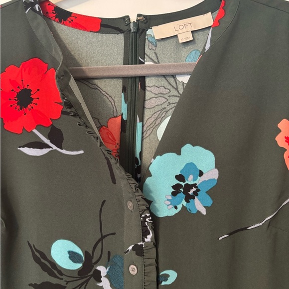 🌸 Gently Used Ann Taylor LOFT Floral Print Dress – Size 10 - Picture 4 of 7